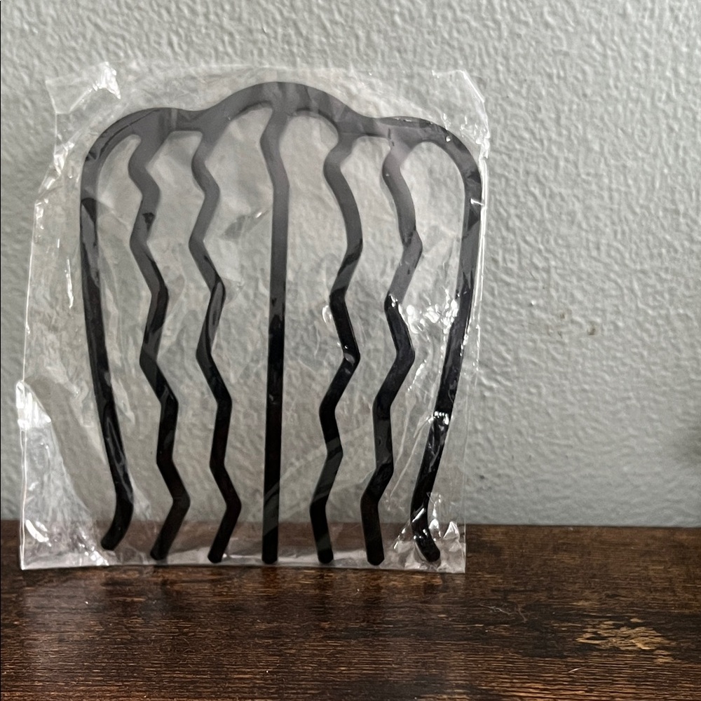 Black Hair Comb